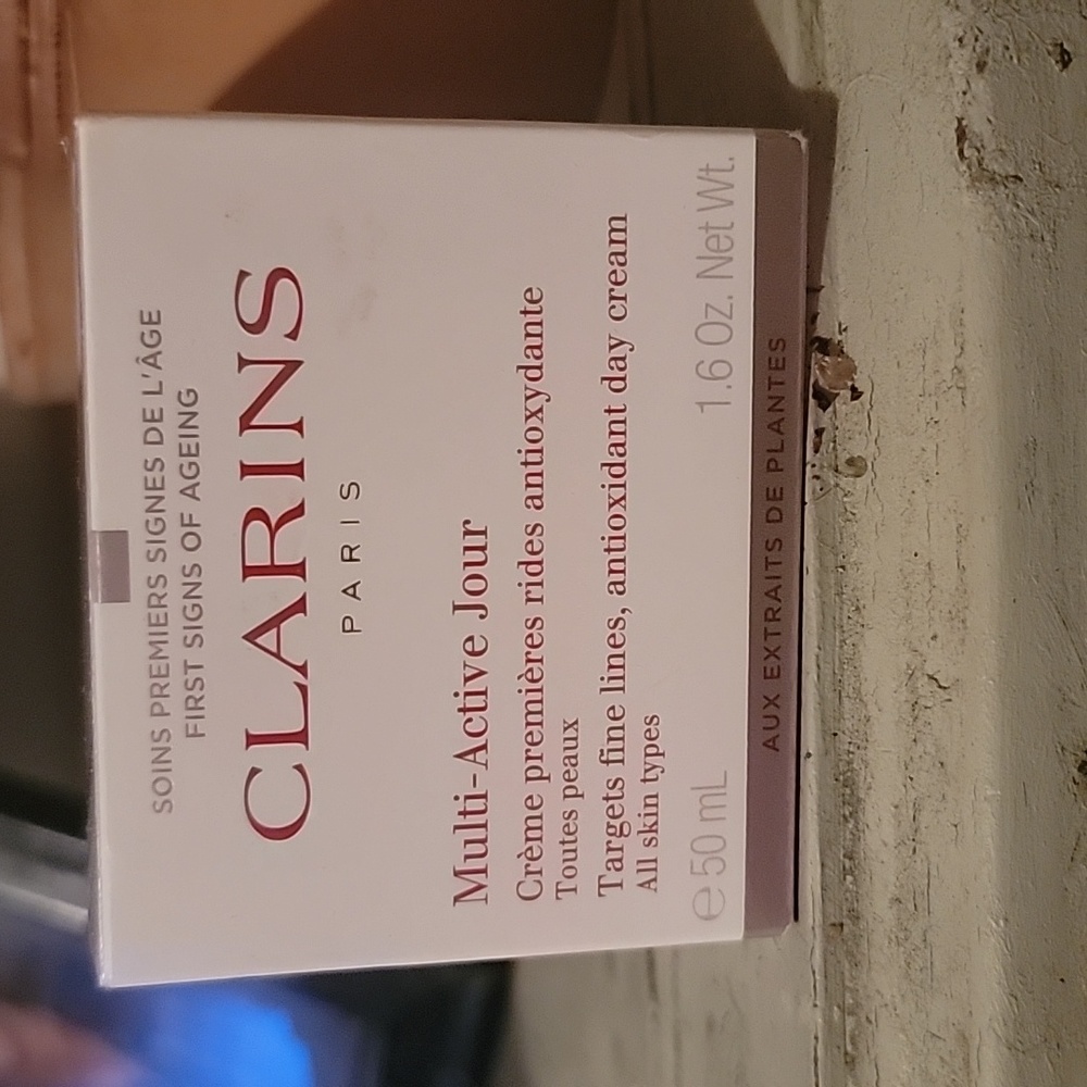 Clarins multi-active anti-aging day cream moisturizer nib $59 value 1.6 oz